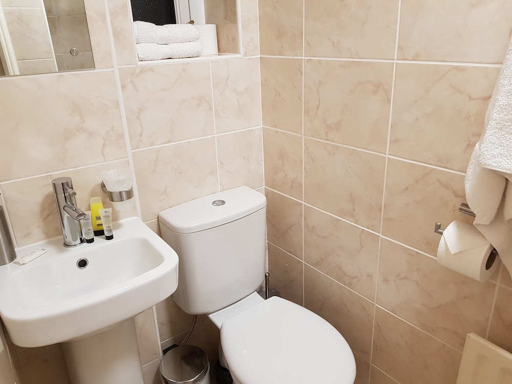 the inglewood hotel adults only