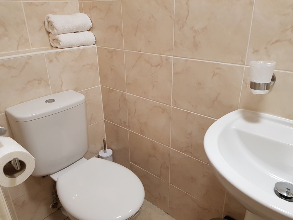 the inglewood hotel adults only