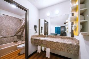 blue way inn and suites by jasper beeville