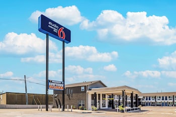 Studio 6 Fort Worth, Tx -Stockyards East,,2 star