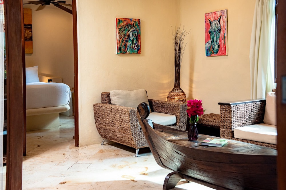 villas sacbe condo hotel and beach club