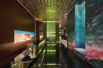 Holiday Inn Express Hong Kong Soho,,3 star