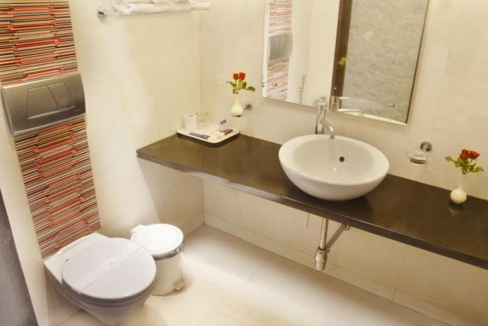 ashraya international hotel