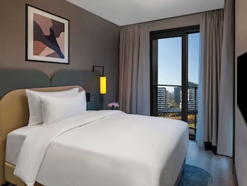 movenpick living istanbul saklivadi