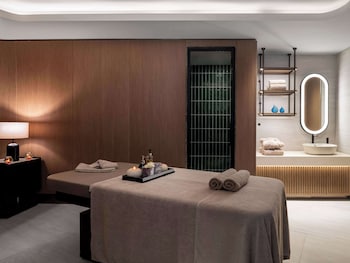 movenpick living istanbul saklivadi