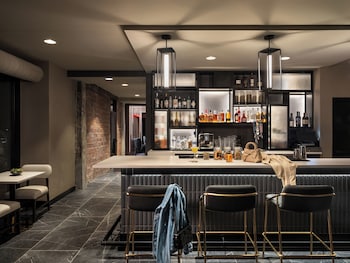 moxy springfield downtown