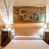 hotel trevi