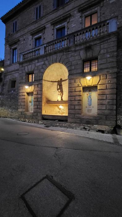 hotel trevi