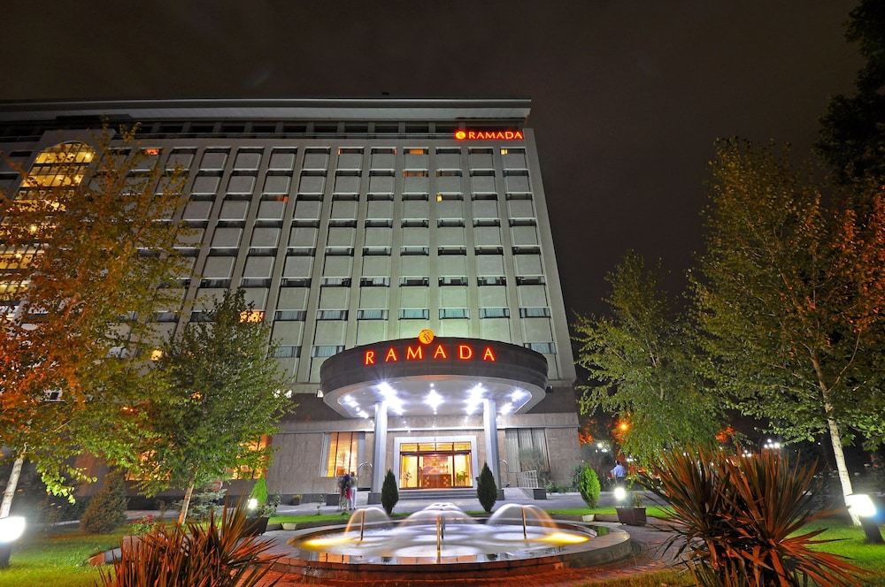 Ramada By Wyndham Tashkent,Earthquake Memorial>>Tashkent,4 star