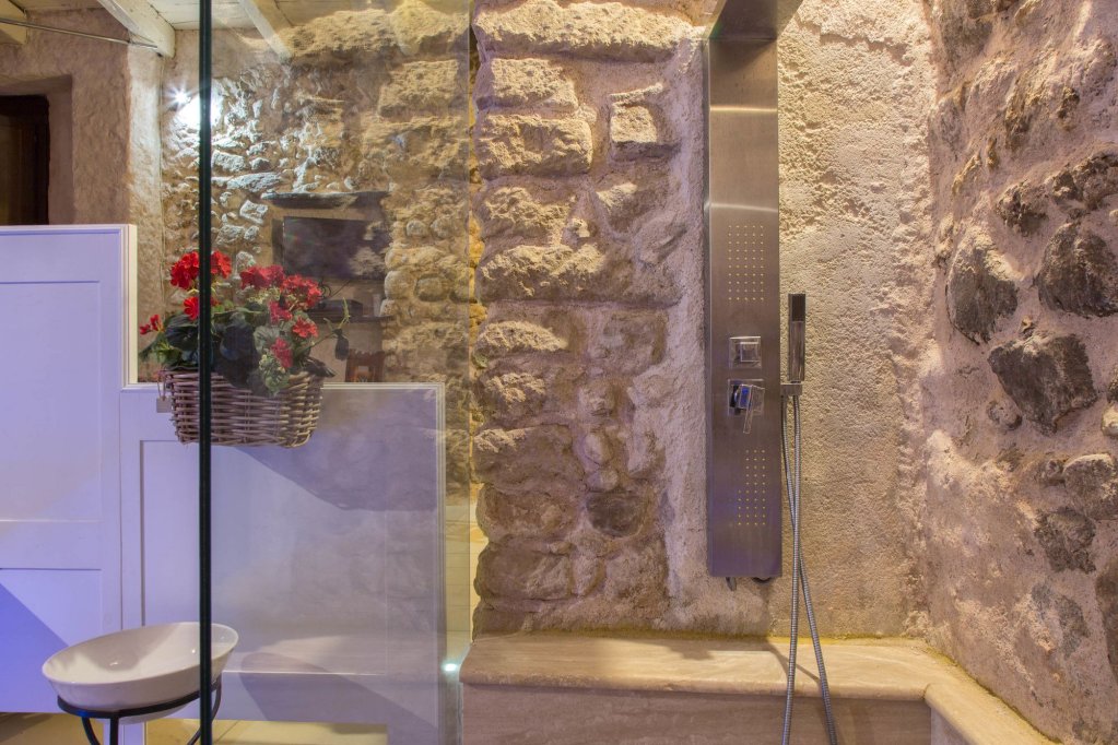 Donnaciccina Accomodation,Tropea>>Parghelia,3 star