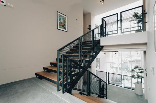 studio 365 serviced apartment