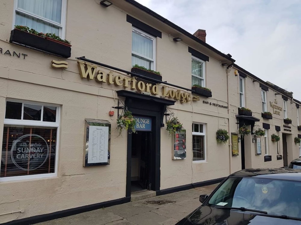 waterford lodge hotel