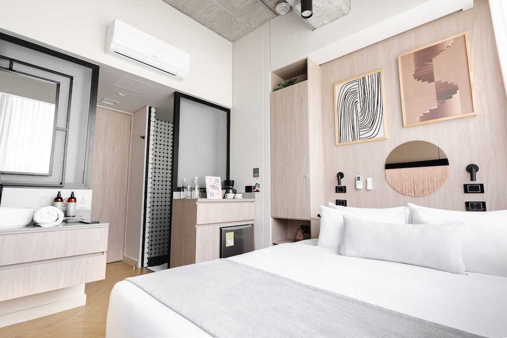 nakua stay work hotel