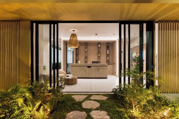 nakua stay work hotel