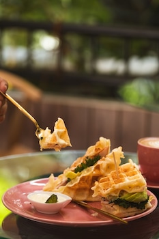 nakua stay work hotel