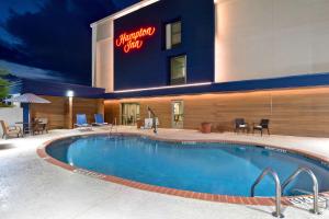 hampton inn greenwood