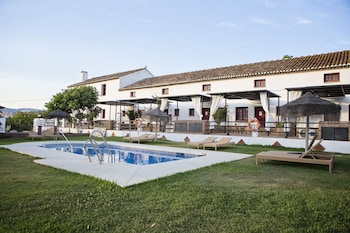 hotel and restaurant cortijo del arte
