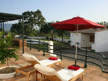 hotel and restaurant cortijo del arte