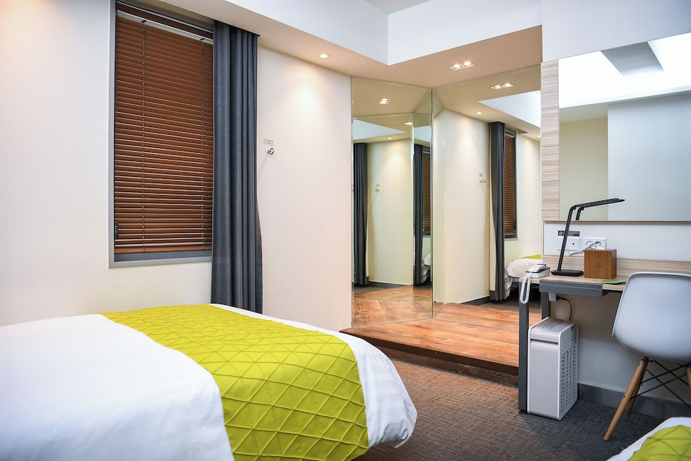 metro hotel