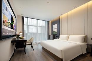 nantong railway station vientiane city atour hotel