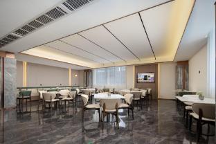 Nantong Railway Station Vientiane City Atour Hotel,,4 star