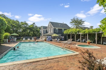 nantucket inn