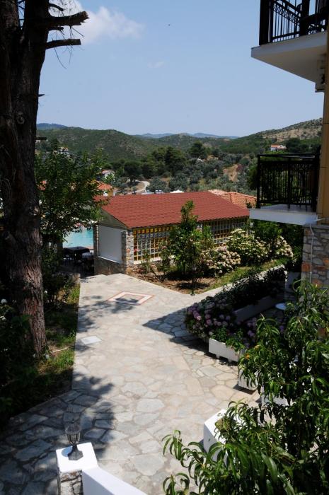 skiathos island suites
