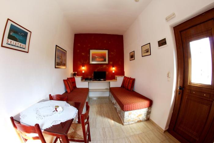 skiathos island suites