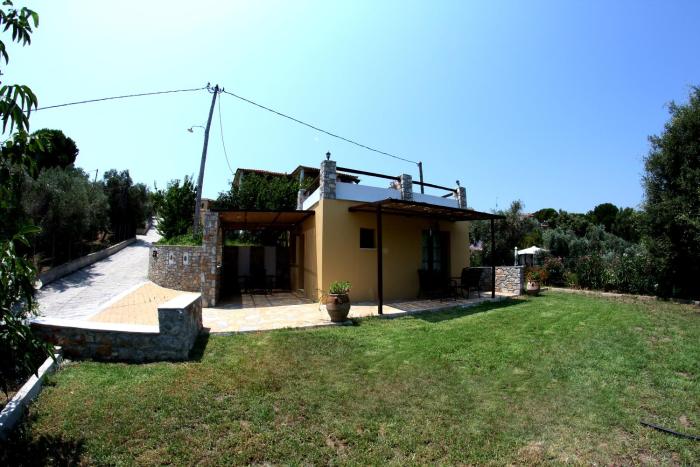 skiathos island suites