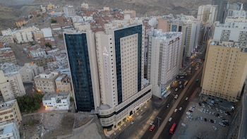 nawazi towers hotel