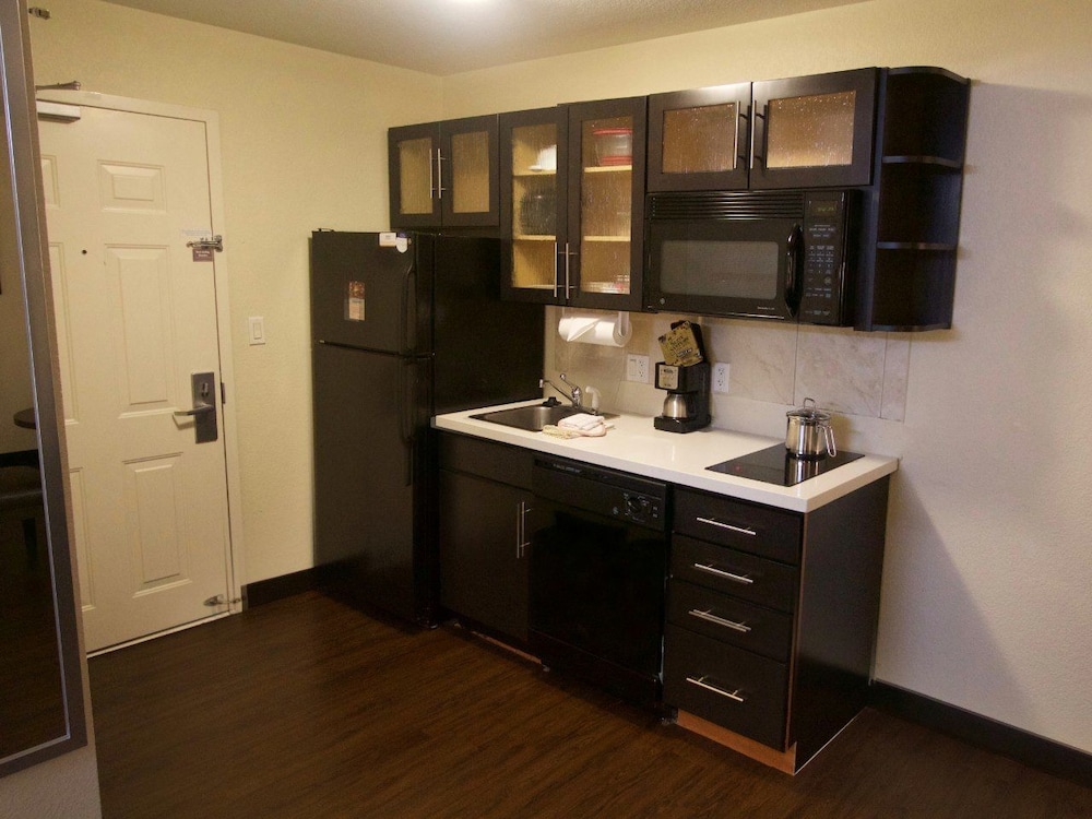 candlewood suites west little rock by ihg