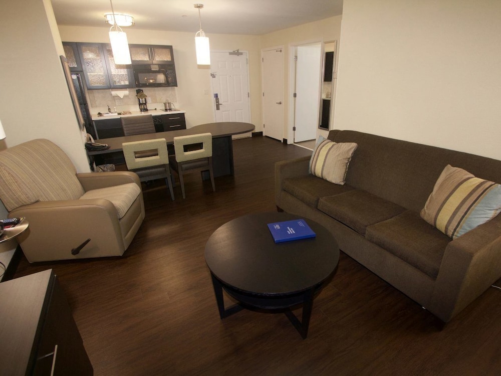 candlewood suites west little rock by ihg