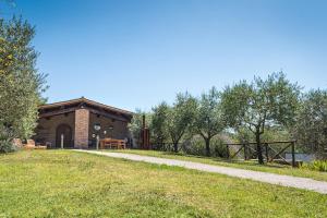 Borgo Castello Panicaglia,,4 star