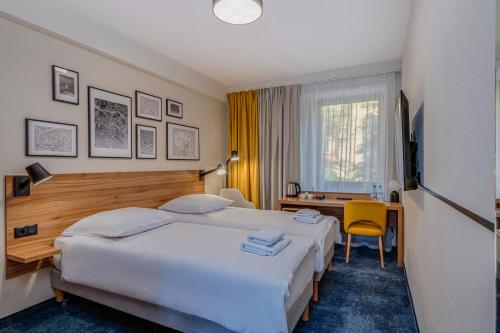 Duet Hotel,Stare Miasto>>Quarter Of Four Denominations,3 star