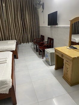 ngoc yen hotel by bay luxury