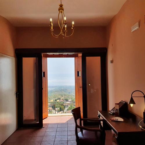 Palazzo Sant'anna,Locri>>Gerace,4 star