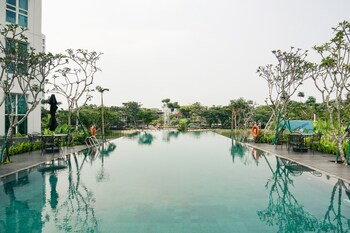 nice and comfort 1br at citralake suites apartment