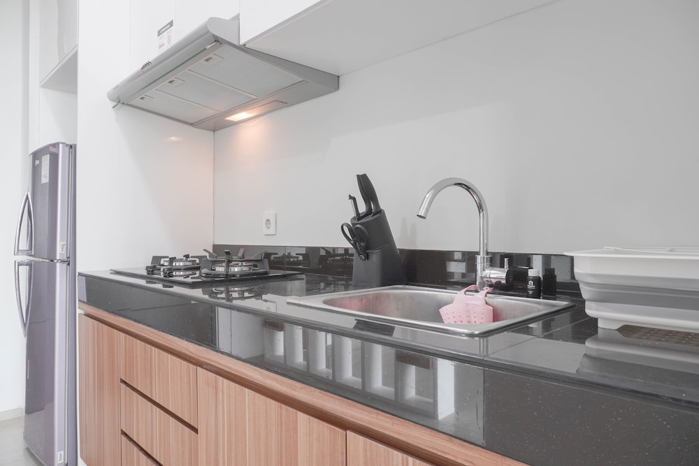 nice and comfort 1br at citralake suites apartment