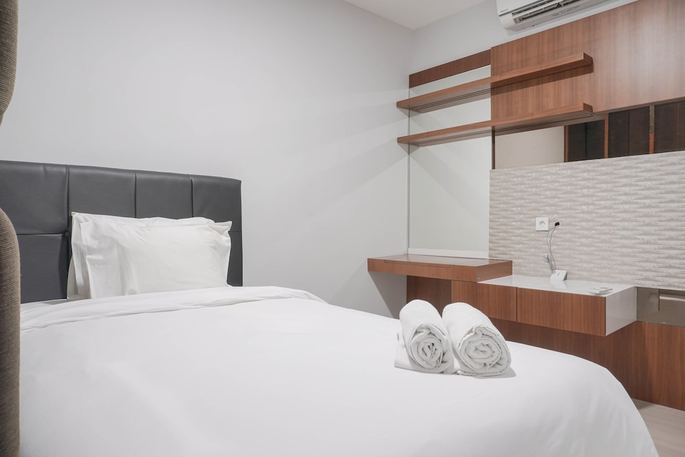 nice and comfort 1br at citralake suites apartment