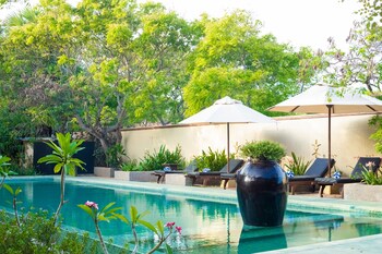 nikara luxury beach house