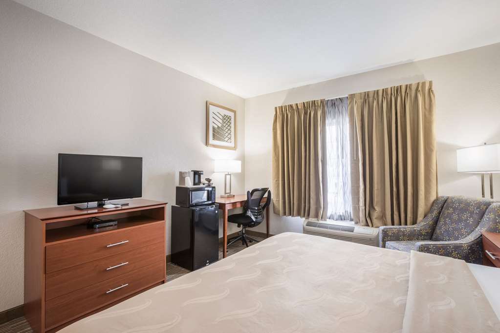 quality inn and suites lodi i 90