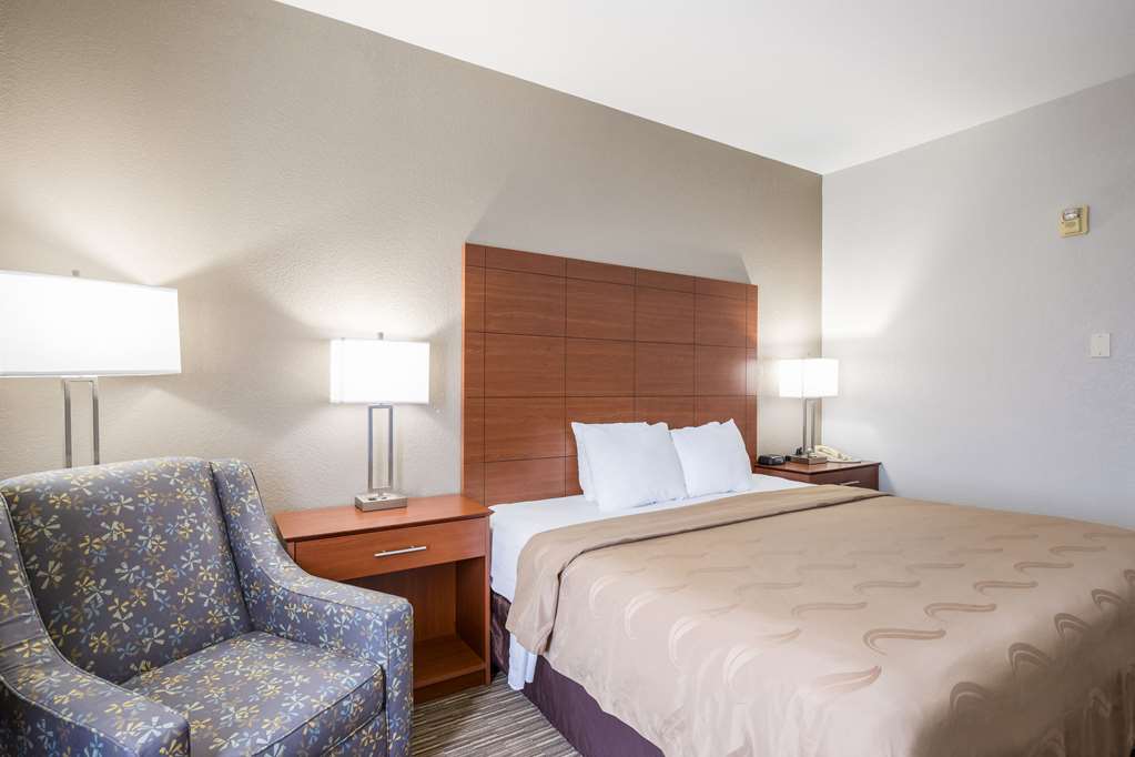 quality inn and suites lodi i 90