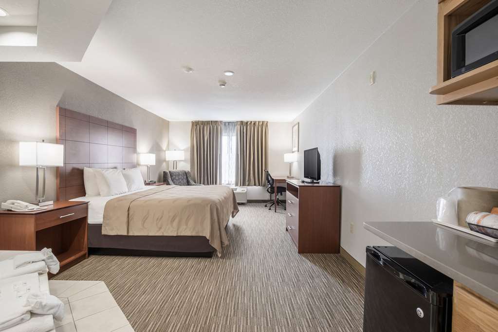 quality inn and suites lodi i 90