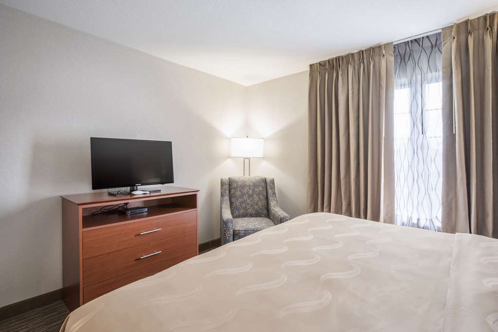 quality inn and suites lodi i 90