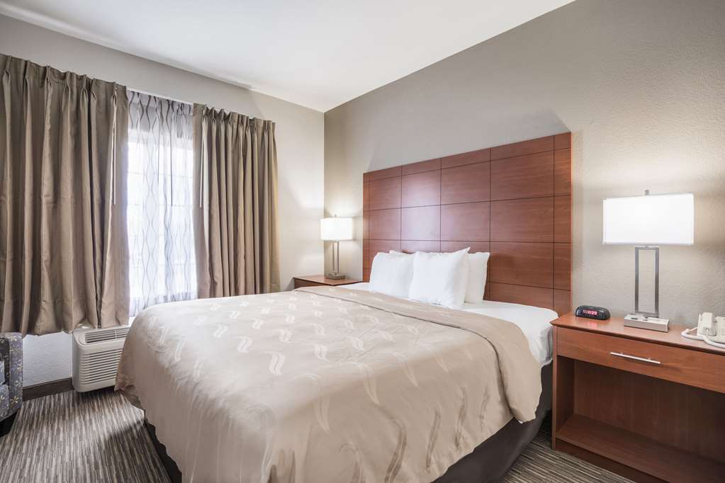 quality inn and suites lodi i 90