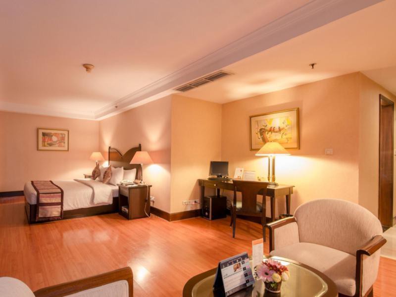 the acacia hotel jakarta