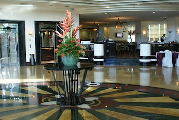 the acacia hotel jakarta