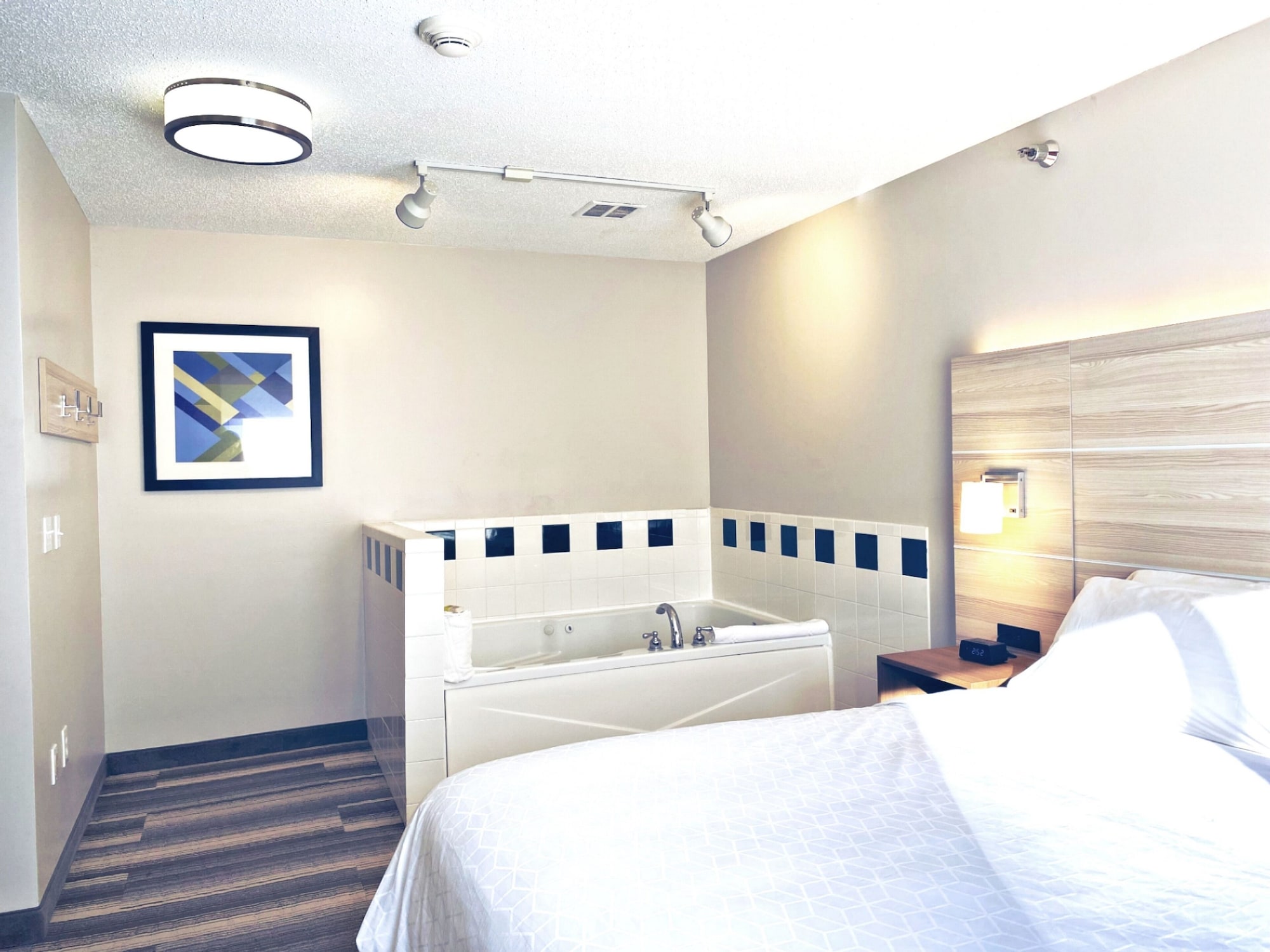 holiday inn express hotel and suites logansport by ihg
