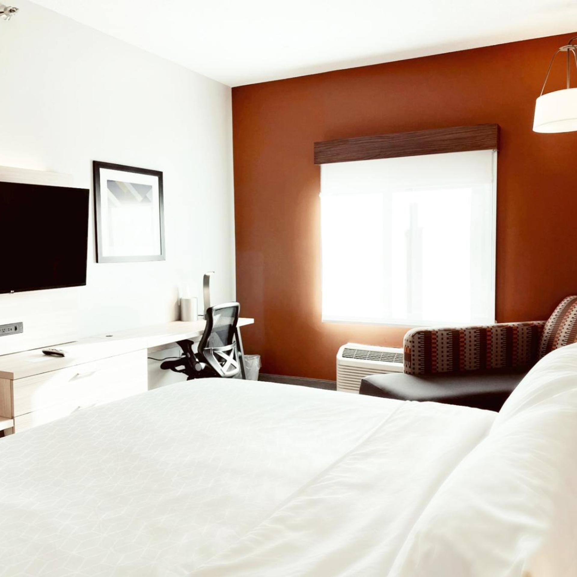 holiday inn express hotel and suites logansport by ihg