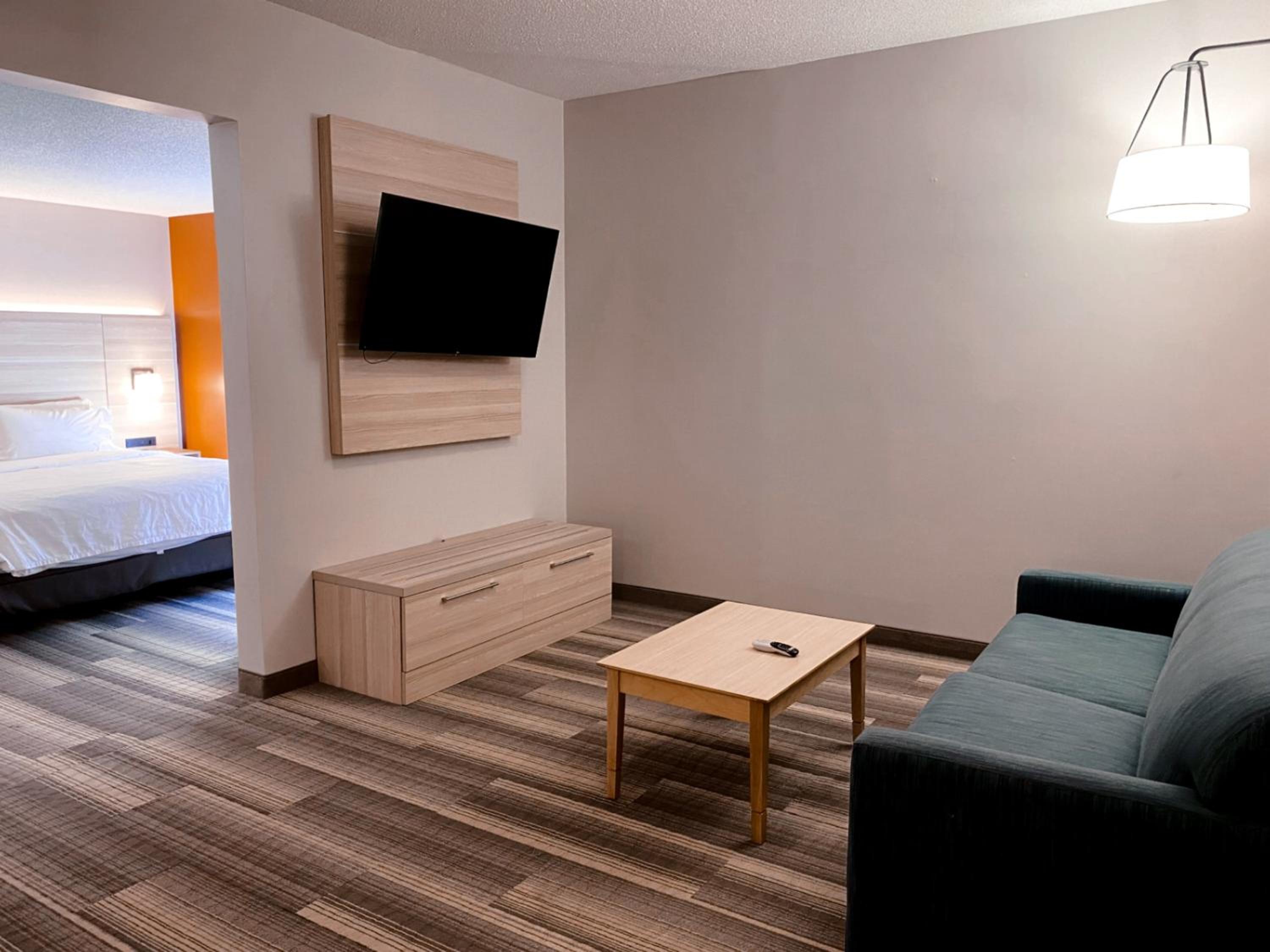holiday inn express hotel and suites logansport by ihg